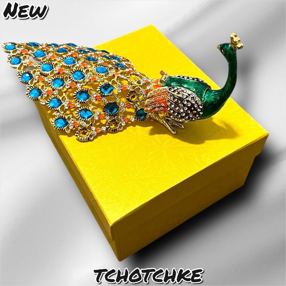 NEW NIB Peacock tchotchke Trinket Box – Vintage Style, Jeweled & Gift-Ready